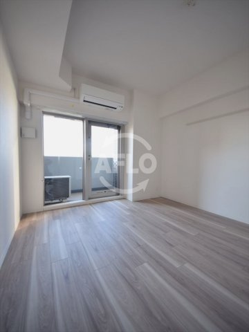 プレサンス立売堀パークシティの居間・リビング|プレサンス立売堀パークシティ　洋室