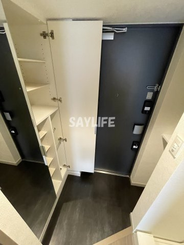 プレリス大阪今里サヴィアの玄関