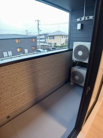 ベルシオン東山崎町Ｃのバルコニー