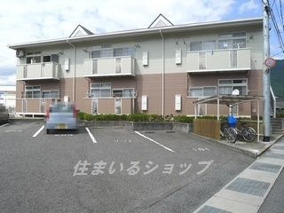 メーゾン植木の外観