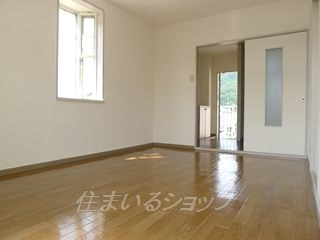 メーゾン植木の居間・リビング