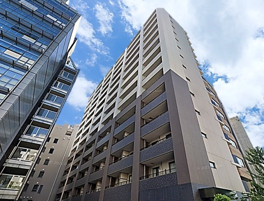 千代田区神田駿河台２丁目の賃貸マンションの外観