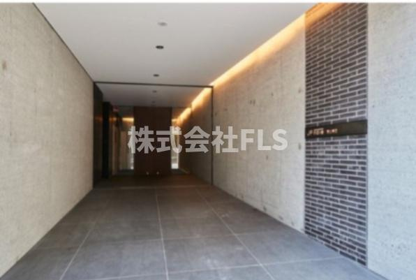渋谷区恵比寿西１丁目の賃貸マンションのエントランス