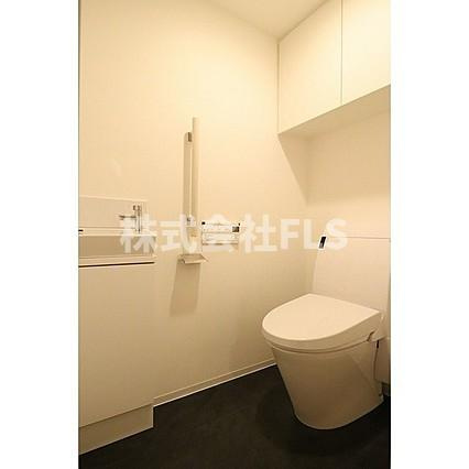 渋谷区恵比寿西１丁目の賃貸マンションのトイレ
