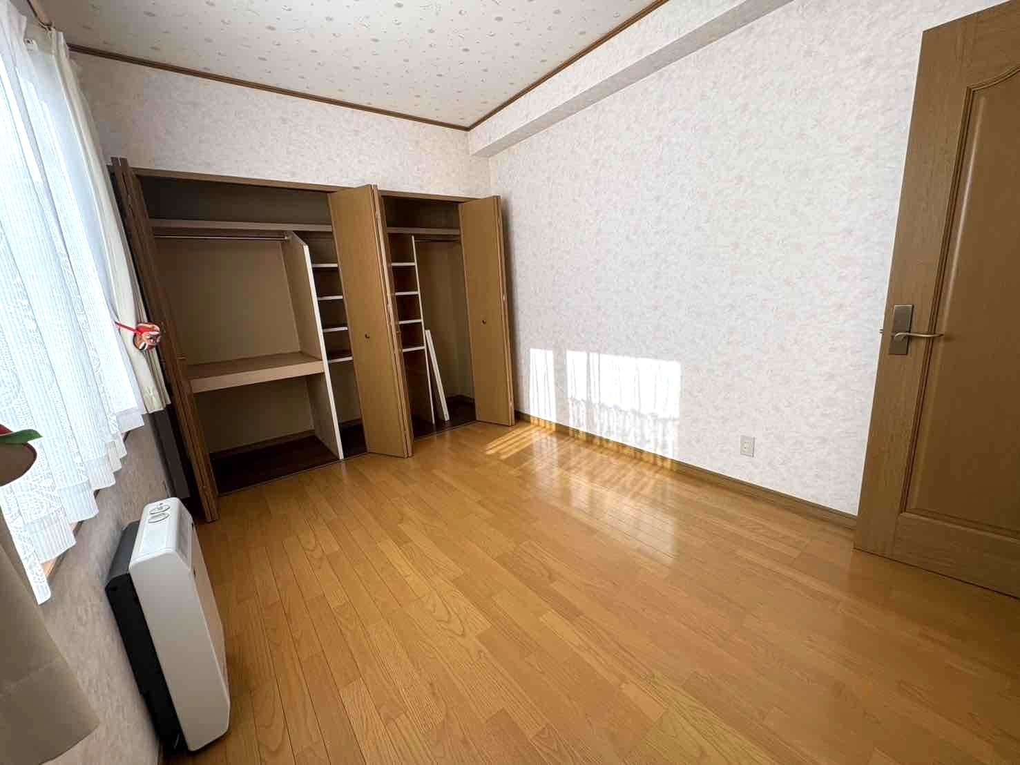 北見市大正127番28　中古売家の洋室|６帖洋室