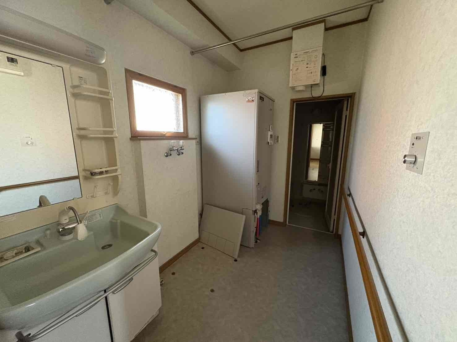北見市大正127番28　中古売家の脱衣所