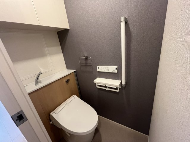 オリエントレジデンス門真殿島町のトイレ|(参考)同マンション同間取り他部屋の写真