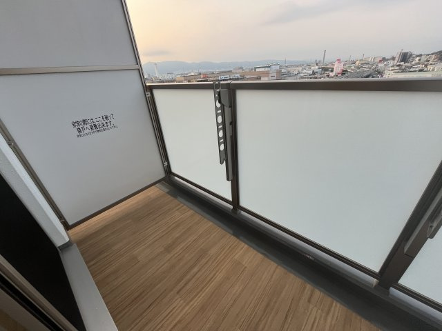 オリエントレジデンス門真殿島町のバルコニー|(参考)同マンション同間取り他部屋の写真