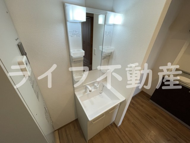 みおつくし小路の独立洗面台|独立洗面化粧台付き