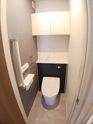 【トイレ】 | リヴェール　カナデ　Ａ | ゆったりとした空間のトイレです