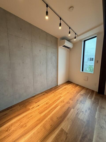 【洋室】 | ＯＡＫ　ＶＩＬＬＡ　ＳＯＵ祐天寺