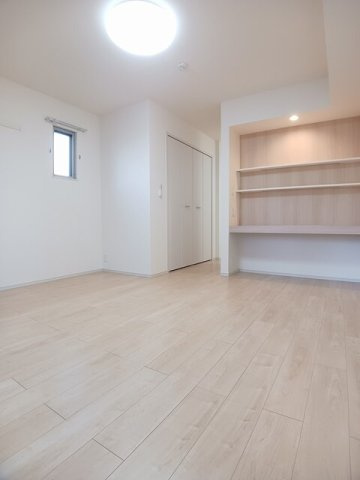 フィオーレ　リン　Ａの内装