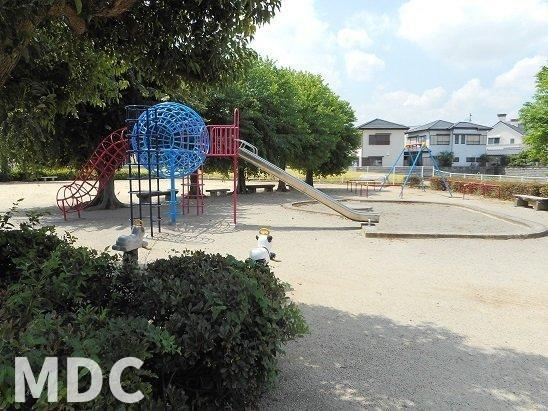 コンフォール矢三　Ｃの周辺|南矢三緑地公園まで2400m