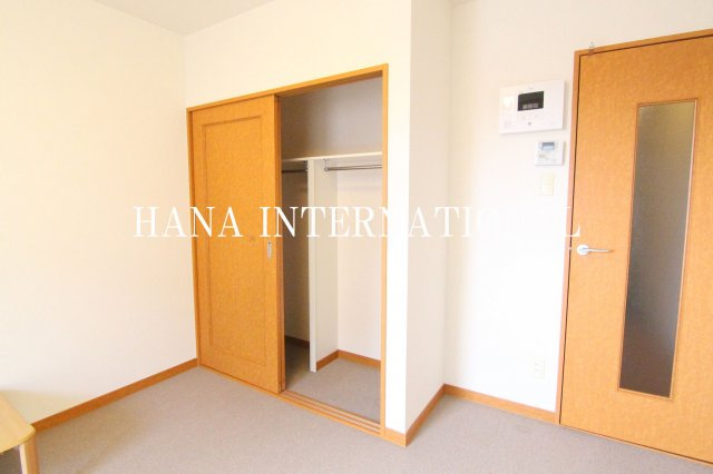 レオパレスオゥルの収納|他部屋参考写真
