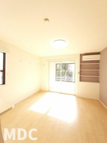 ＪａｄｅＨｏｕｓｅ庄町　Ｂの居間・リビング