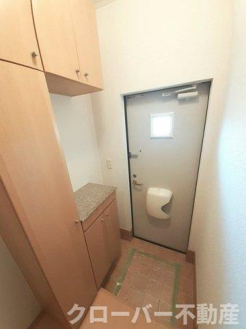 メゾン　ド　プロバンス　Ａの玄関