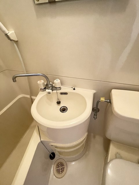 スラン76の洗面所