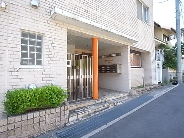 カーサ岡本２丁目の外観