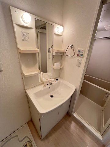 アクシスの洗面所