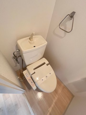 アクシスのトイレ