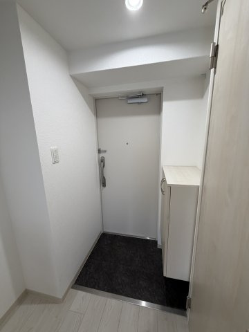 LIVIAZ KOBE CRESTの玄関