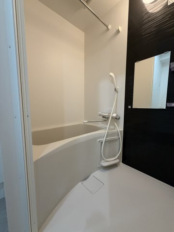 LIVIAZ KOBE CRESTの浴室