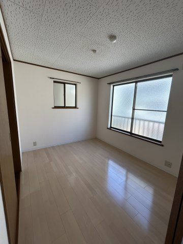 ベルトゥリー板宿　EASTの居間・リビング