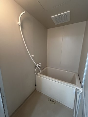ベルトゥリー板宿　EASTの浴室