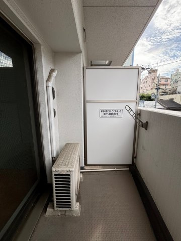 ラシーヌ日本橋のバルコニー