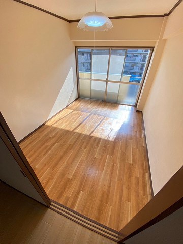 東朋第一マンションの寝室