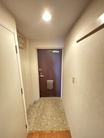 プロスペリテ神戸の玄関