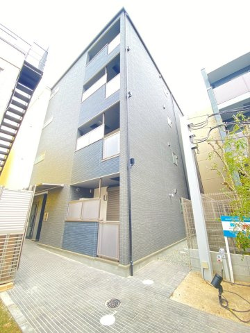 ウェルスクエア高槻の外観