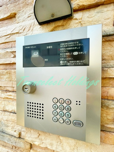 茅ヶ崎市十間坂２丁目のアパートのセキュリティ|オートロック完備で防音面も安心♪