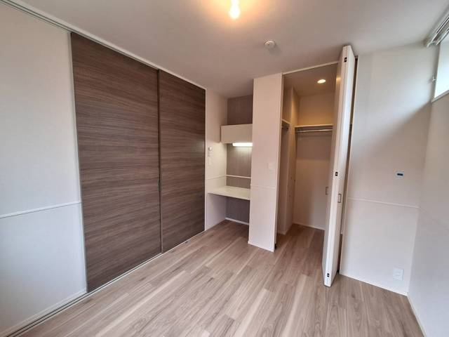 グリシーヌ五反野の寝室|★キレイなフローリングのお部屋です★