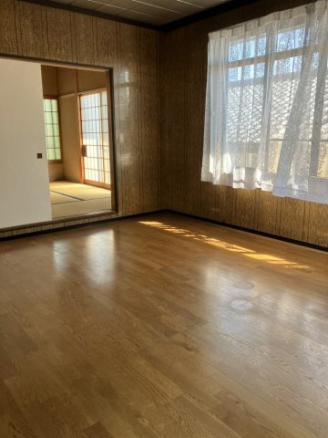 桐生市堤町二丁目中古平家戸建の内装|はなれ