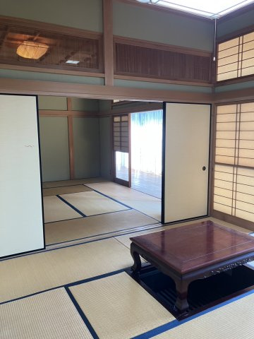 桐生市堤町二丁目中古平家戸建の居間・リビング