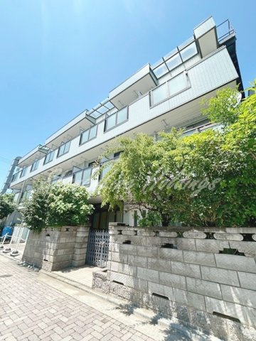 茅ヶ崎市浜竹４丁目の賃貸マンションの外観