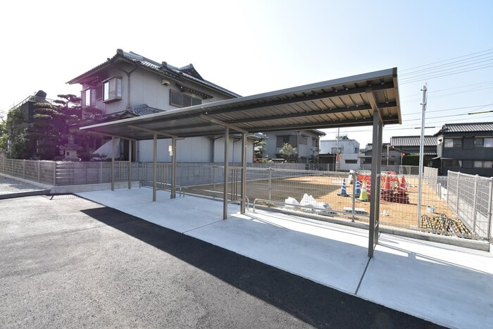 ユニヴェール C棟のその他共用部分|駐輪場