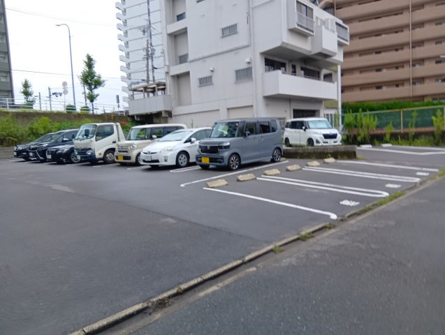 枇杷島2丁目土地の前面道路含む現地写真