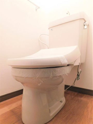 【トイレ】 | クレイドル博多南 | 同物件別部屋写真です