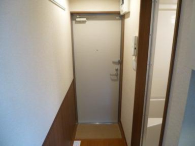 アーバンプレイス高円寺北Bの玄関