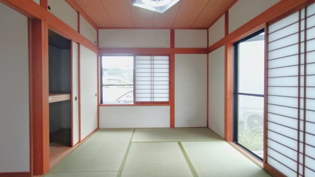 ◆敷地面積６５坪超え◆並列駐車２台可能◆広い庭付き４ＬＤＫ◆宇治田原町緑苑坂の和室|和室