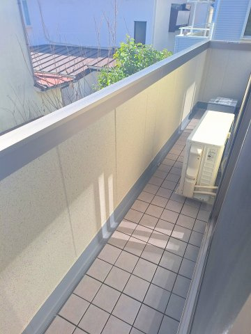ブディーノク石神井のバルコニー