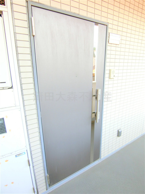 ブライズ大森東の玄関