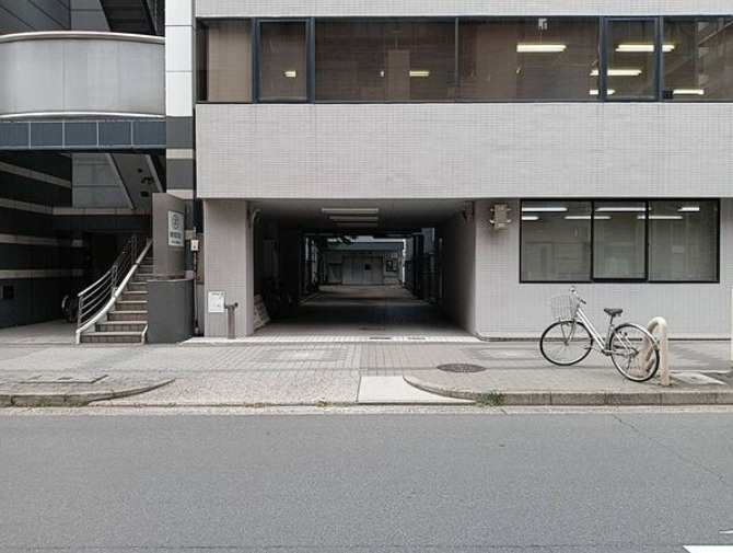 丸の内和波ビル