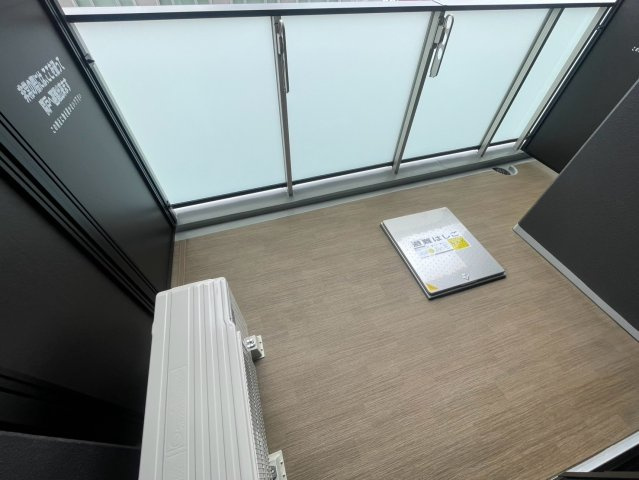 コンフォリア・リヴ本町WEST　Qのバルコニー