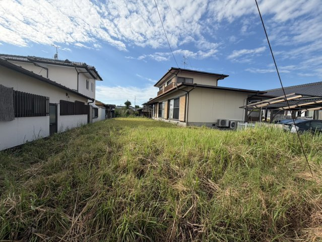 八代郡氷川町　安心な軽量鉄骨造　中古一戸建ての庭