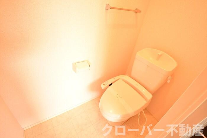 セジュール坂本 Ａ棟のトイレ|温水洗浄暖房便座