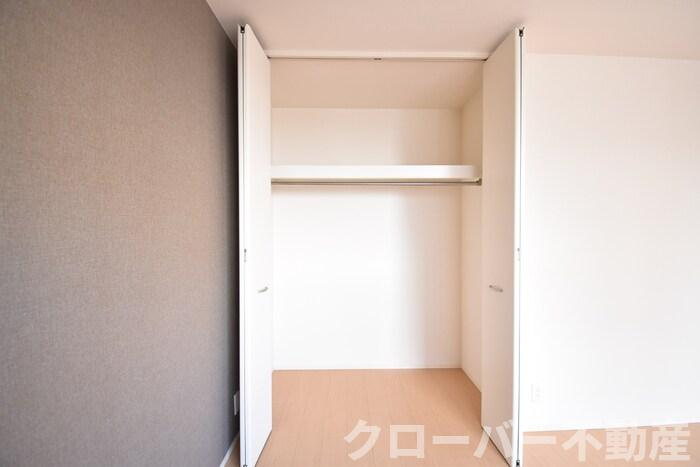 セジュール坂本 Ａ棟の収納|クローゼット
