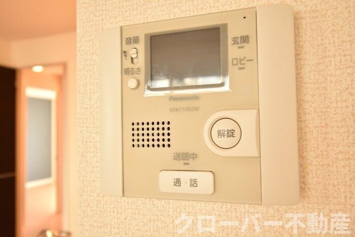 セジュール坂本 Ａ棟のセキュリティ|モニタ付インターホン